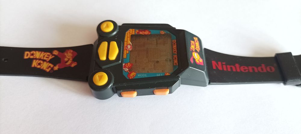 Oryginalny zegarek Nintendo z PRL