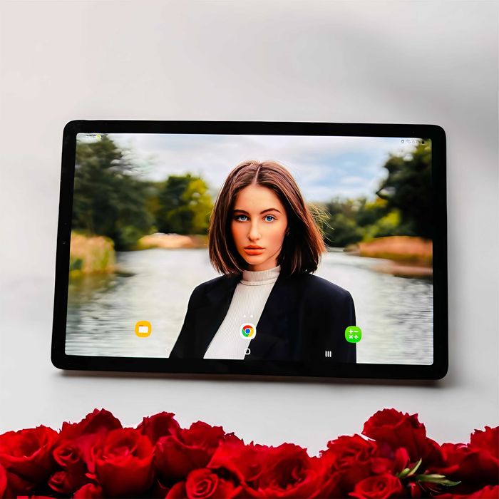 Планшет Samsung Galaxy Tab тонкий, ігровий, стан супер