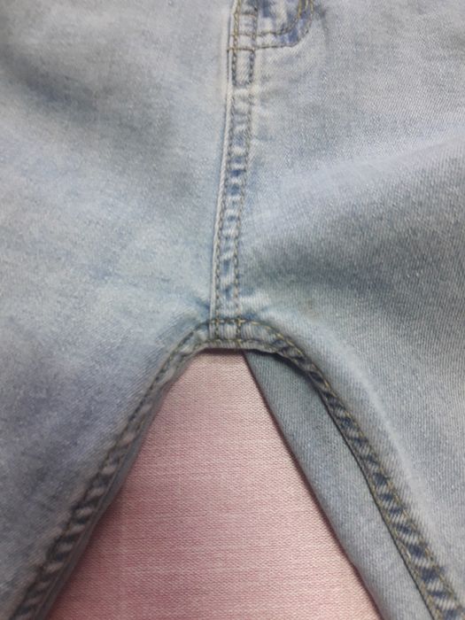 Джинсы до 13лет бу на девочку