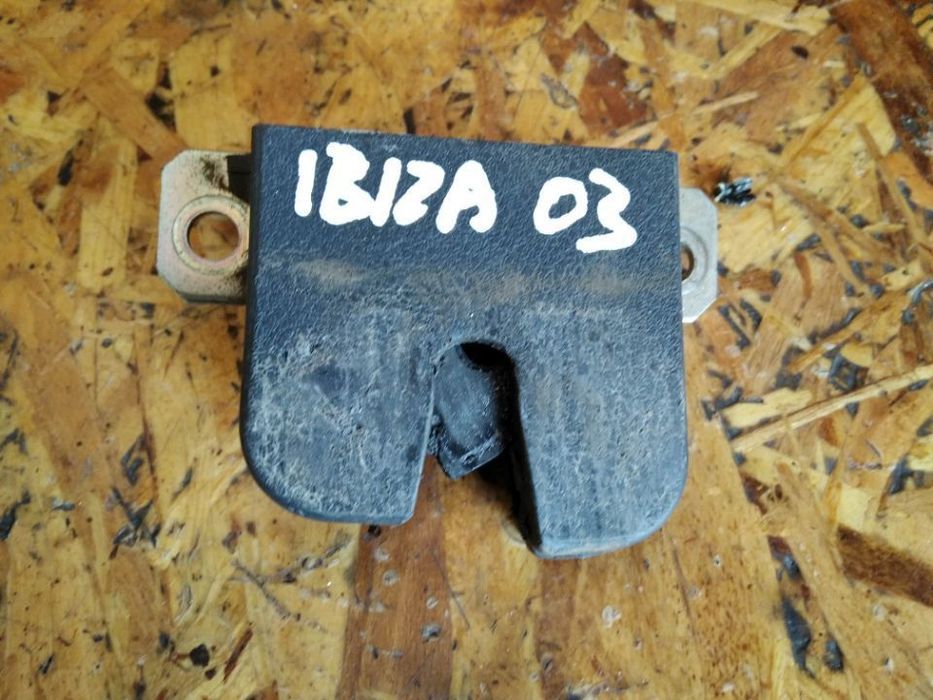 FECHO DA MALA SEAT IBIZA 6L 02-08