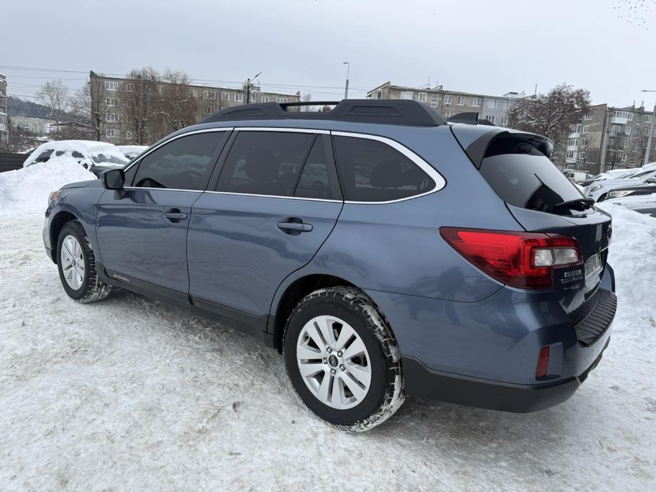 Subaru OUTBACK 2017r