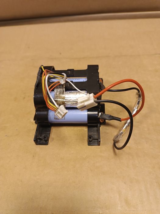_ Odkurzacz pionowy Bosch 14.4V Readyy'y Serie 2 - bateria, akumulator
