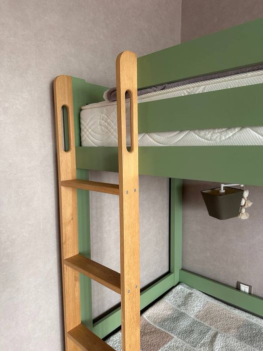 Ліжко дворівневе дитяче