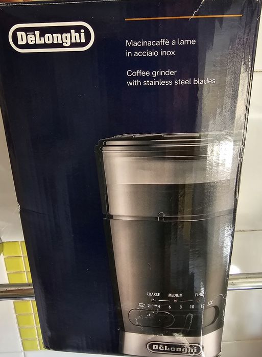 Moinho delonghi KG 210