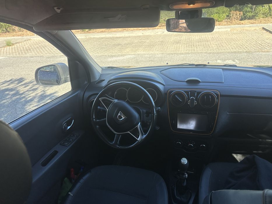 Dacia loddy 1.5 DCI   2017    7 lugares