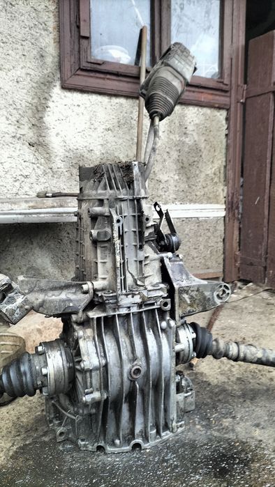 Коробка 5 ст Ауді а4б5