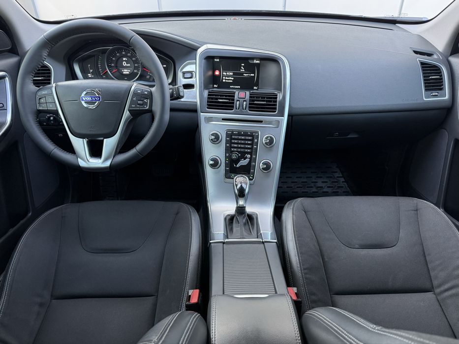 Volvo XC60 2016 VIN YV440MDJ0H2074558 фото оголошення 15 з 23