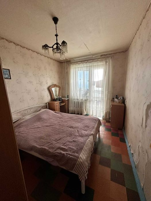 Продается 3-х комнатная квартира район Артема.