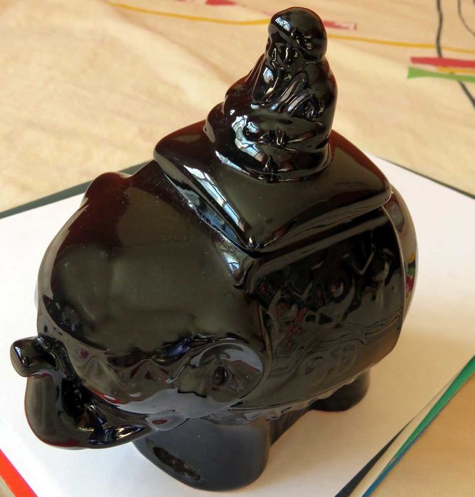 Для сахара или чая декоративная емкость: "Всадник на слоне"