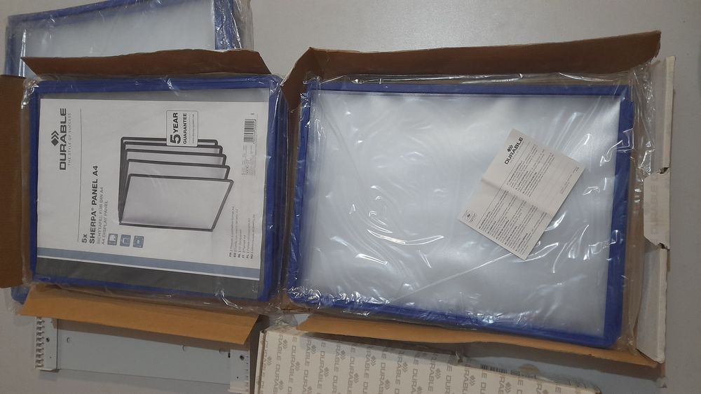 Тримач і Панелі для демонстраційних систем 5674 5606 DURABLE Німеччина