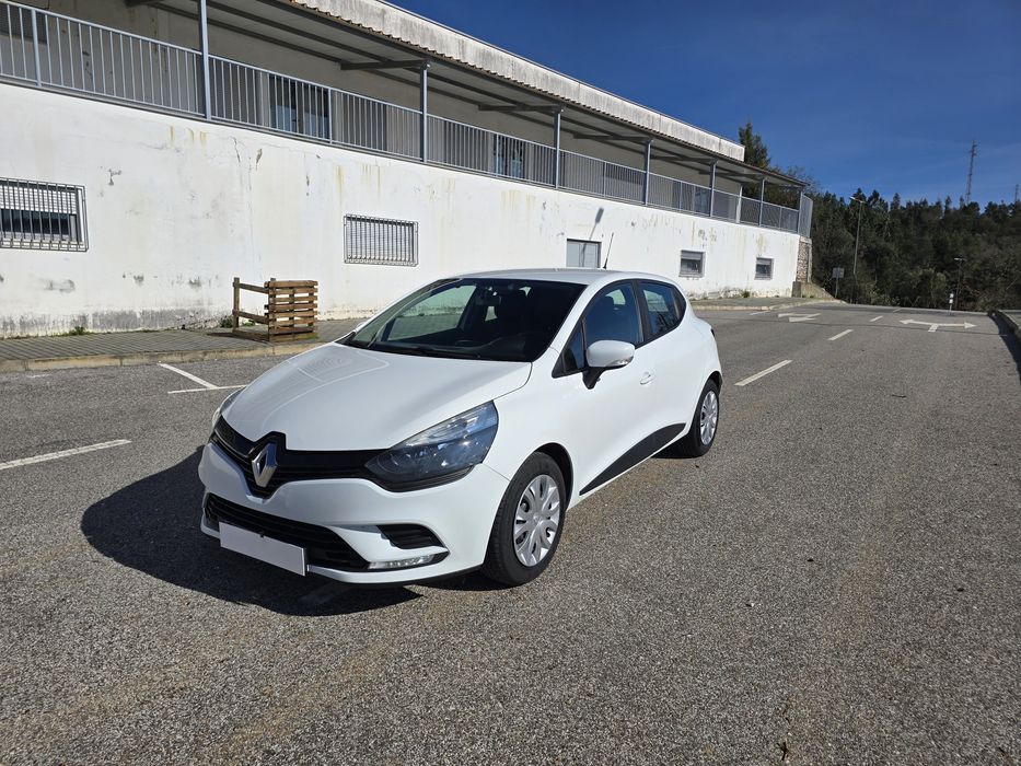 Renault Clio IV 1.5 DCI Zen 2018 5 Lugares Nacional Poucos Kms Como Novo