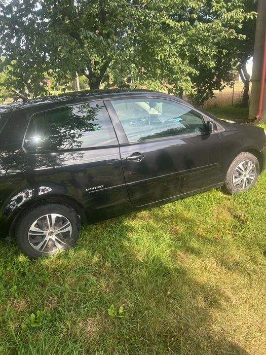 Sprzedam Volkswagena Polo