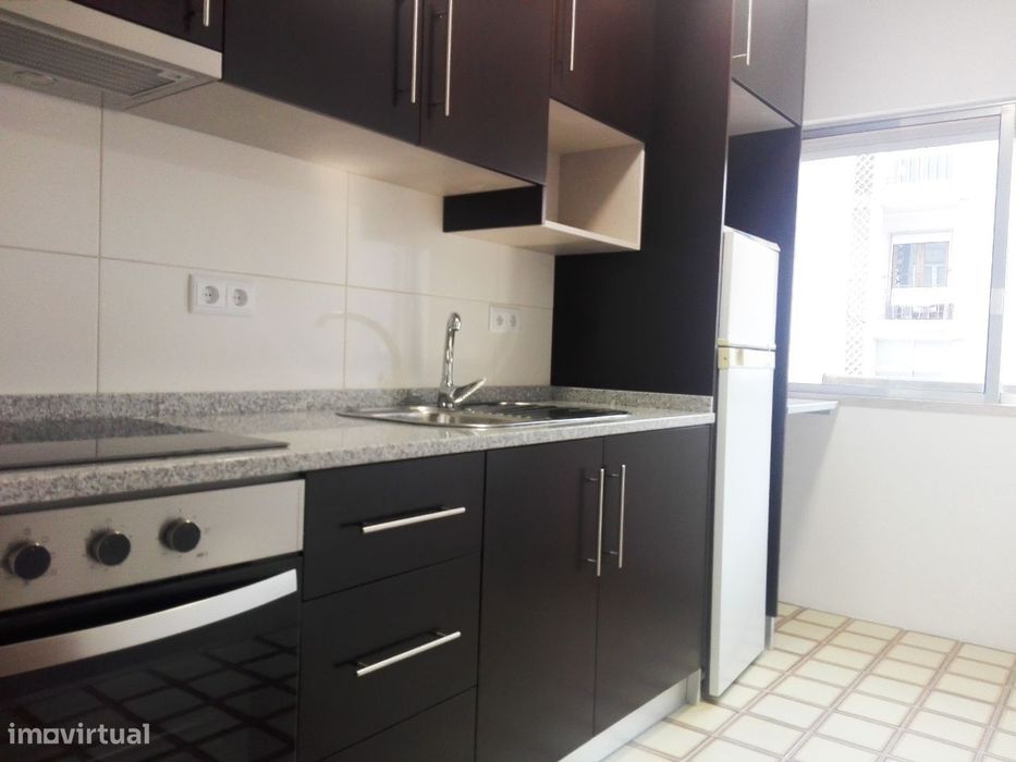 Apartamento T2 em Coimbra (Celas)