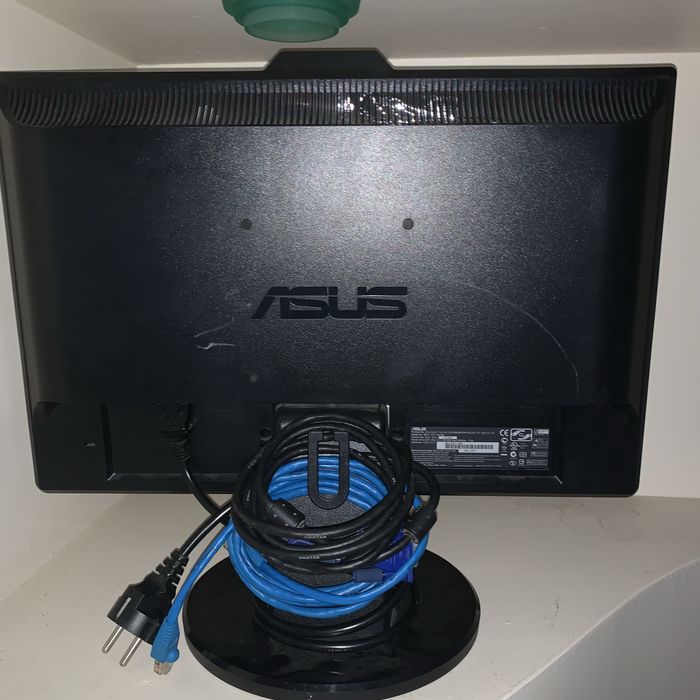 Монитор ASUS VK193D