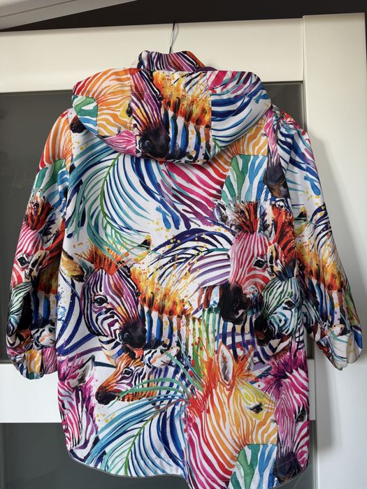 Курточка-дощовик для дівчинки на 7-9 років