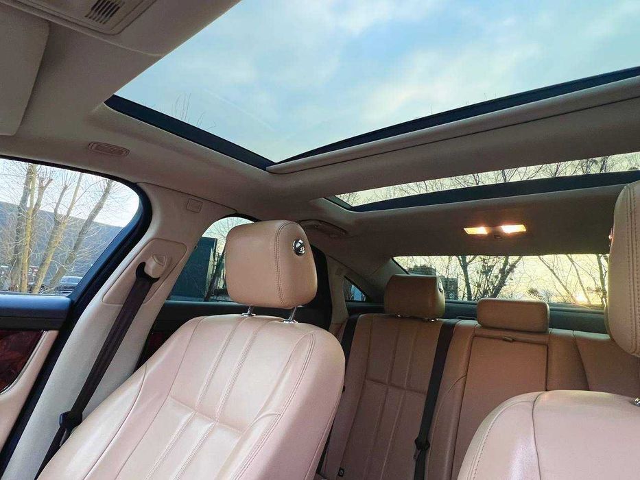 Продам Jaguar XJ 2013 - 3.0 бензин RWD Premium - відмінний стан