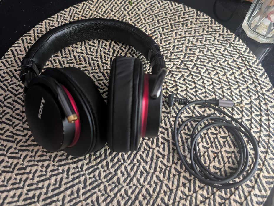 SONY MDR-1R dobry stan