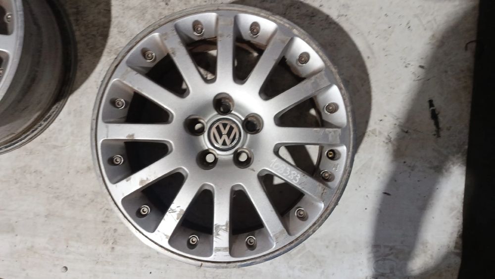 Conjunto de jantes VOLKSWAGEN Bora (1J2)