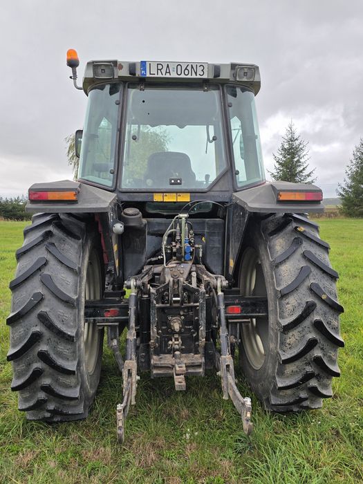 Massey Ferguson 6255. Ładowacz Faucheux