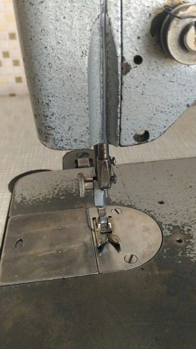 Швейная машина Шуберт