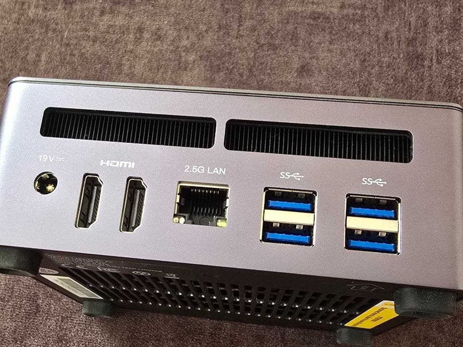 MinisForum UM790 Pro (R9-7940HS/ 64 DDR5/ 1Tb SSD/ Wi-Fi 6E)