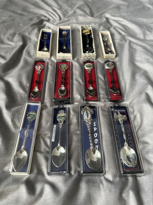 Колекційні сувенірні чайні ложки