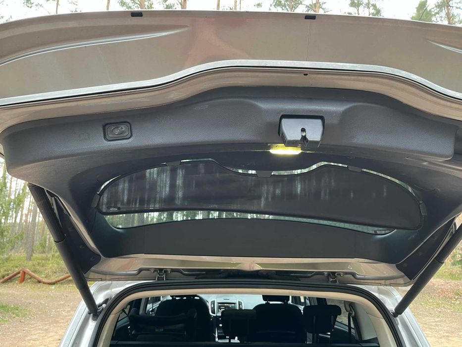 Samochód Ford S-MAX