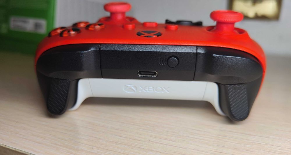 Геймпад Microsoft Xbox Wireless Controller Pulse Red (Model: 1914)