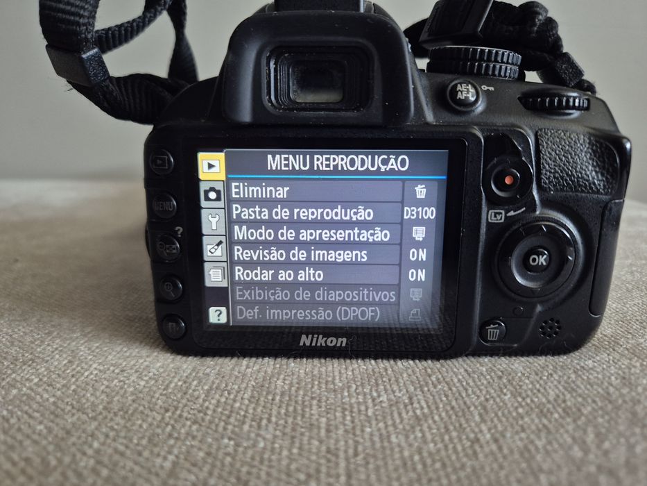 Nikon D3100 + objetiva 18-55 + saco transporte
