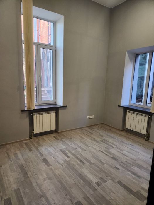 Отдельно стоящее офисное здание. Собственник