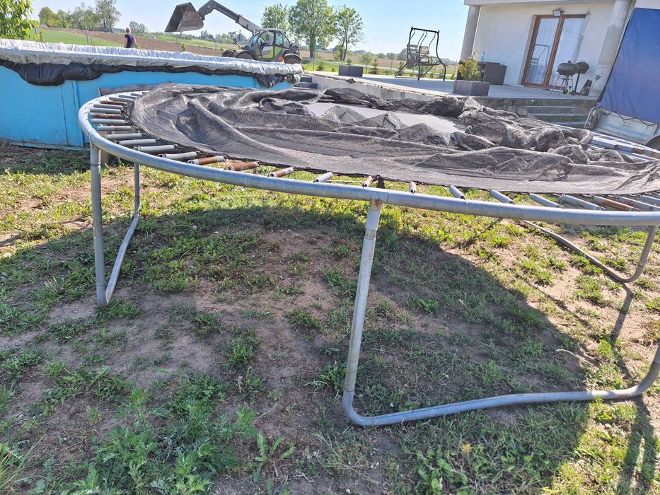 Trampolina ogrodowa