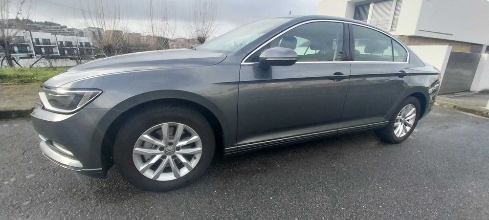 Volkswagen Passat 1.6 Tdi Confortline
