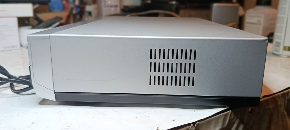 Odtwarzacz CD i VHS Sony SLV-D980P