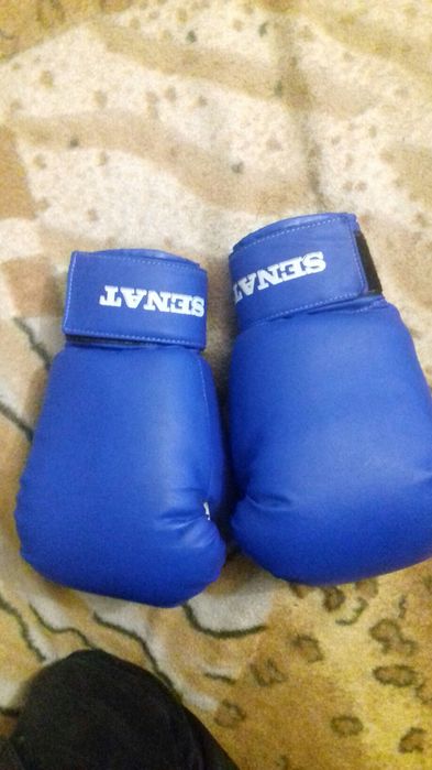 Перчатки для бокса