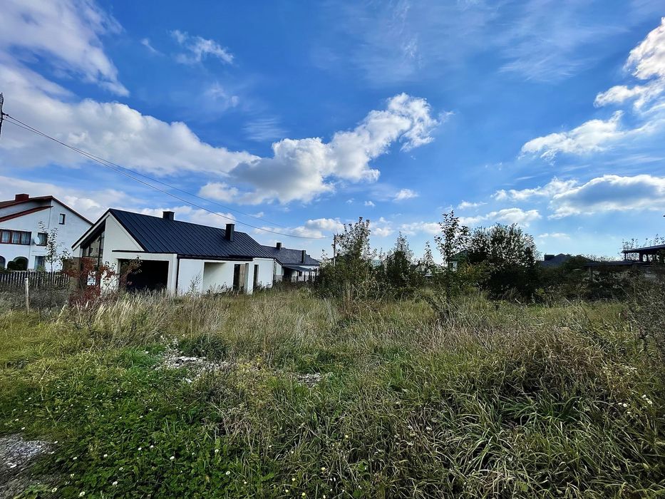 Продаж земельної ділянки 12 соток, рівна !