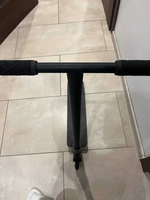 Hulajnoga Native Stem Black + Kask TSG