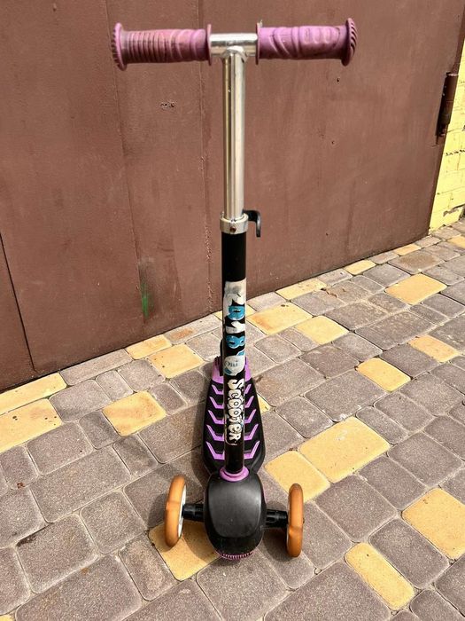 Самокат дитячий універсальний