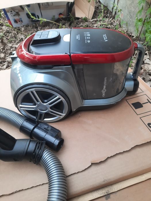 Пилосос TESLA BGI400BR