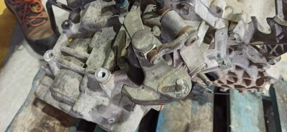 Caixa velocidades  NISSAN X-TRAIL 8H52