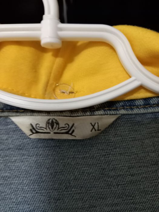 Куртка джинсовая