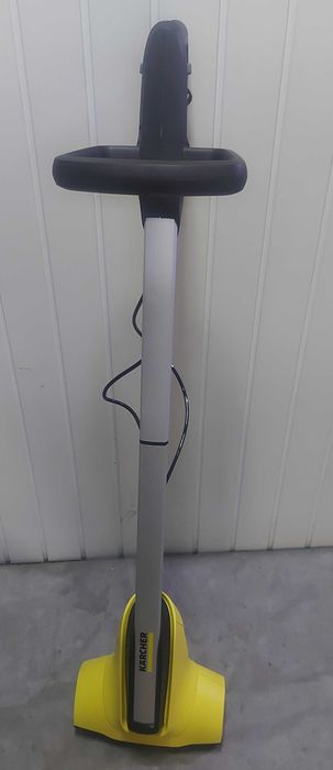 Szczotka elektryczna do czyszczenia tarasu PCL 4 600 W 10 bar Kärcher