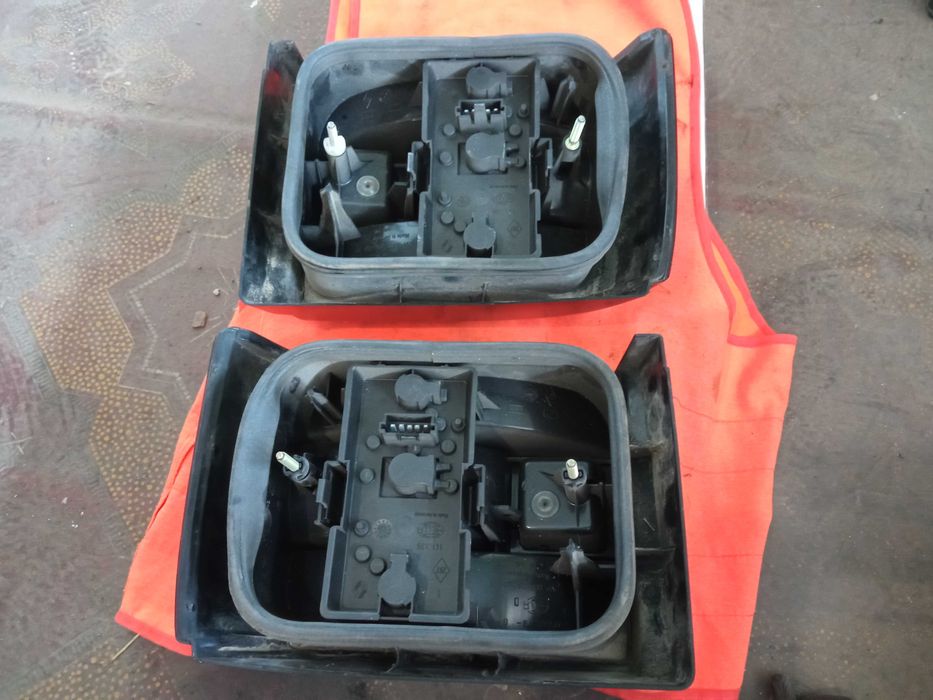 Фара фонарь задній стоп Renault 19 92-97 Рестайл 7700815979 7700815980