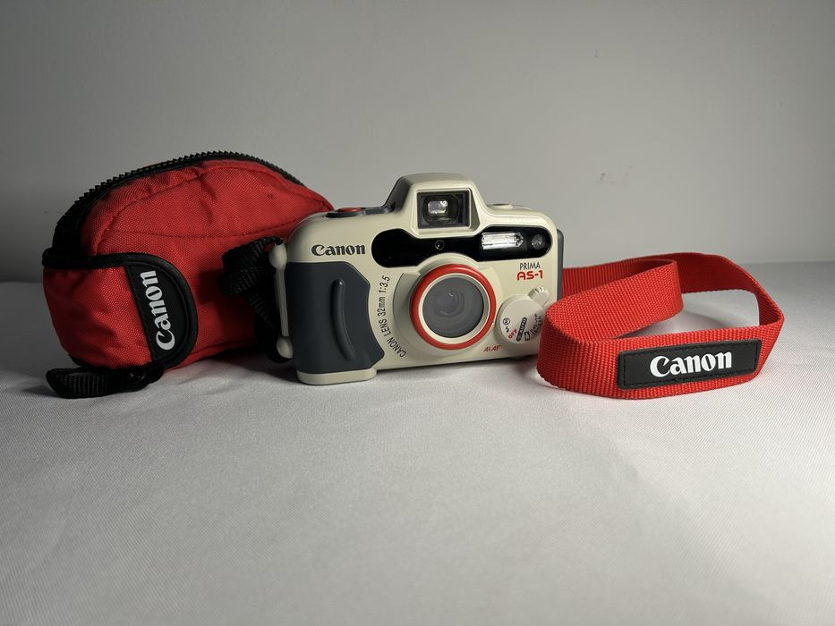 Фотоапарат Canon