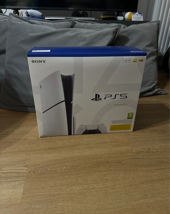 PlayStation 5 slim z napedem 1TB nowa
