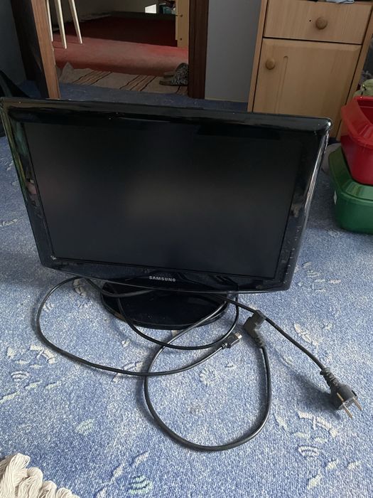 Monitor Lcd Samsung BP19EO + pilot