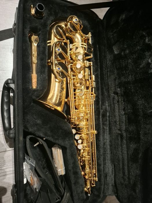 Saksofon altowy Jupiter JP 769 DJ2