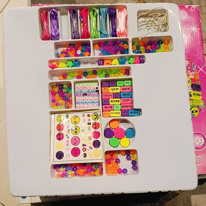 Zestaw do robienia bransoletek