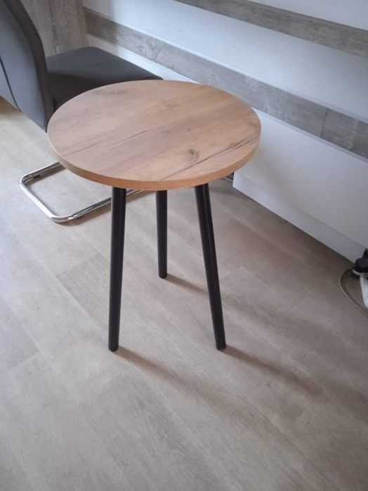 STOLIK loft blat 50cm dąb craft  złoty nóżki okrągłe czarne