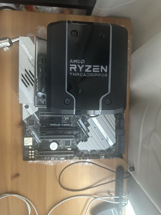 Threadripper 1920x + Asus x399 prime + Cooler Master Wraith Ripper
