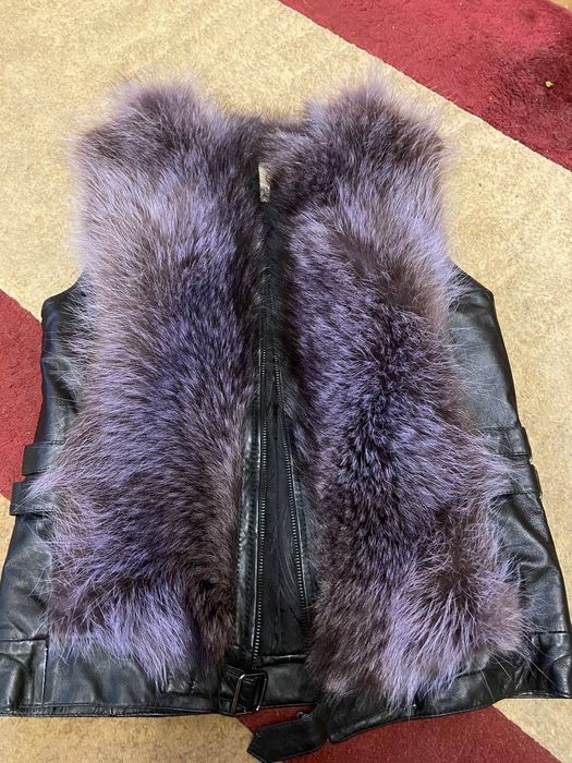 Желетка меховая, натуральный мех, чернобурка
